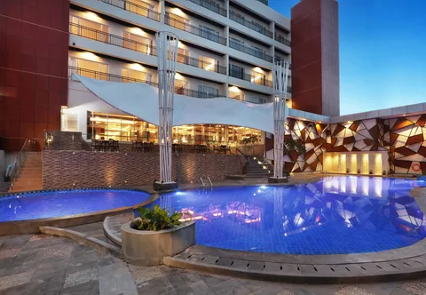 Harper Perintis Makassar — hotel modern dekat bandara